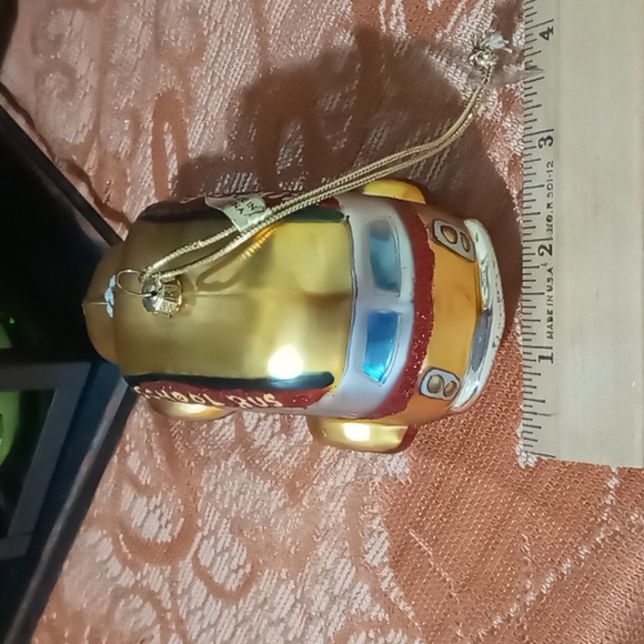 SCHOOL BUS BLOWN GLASS CHRISTMAS ORNAMENT - Picture 4 of 9